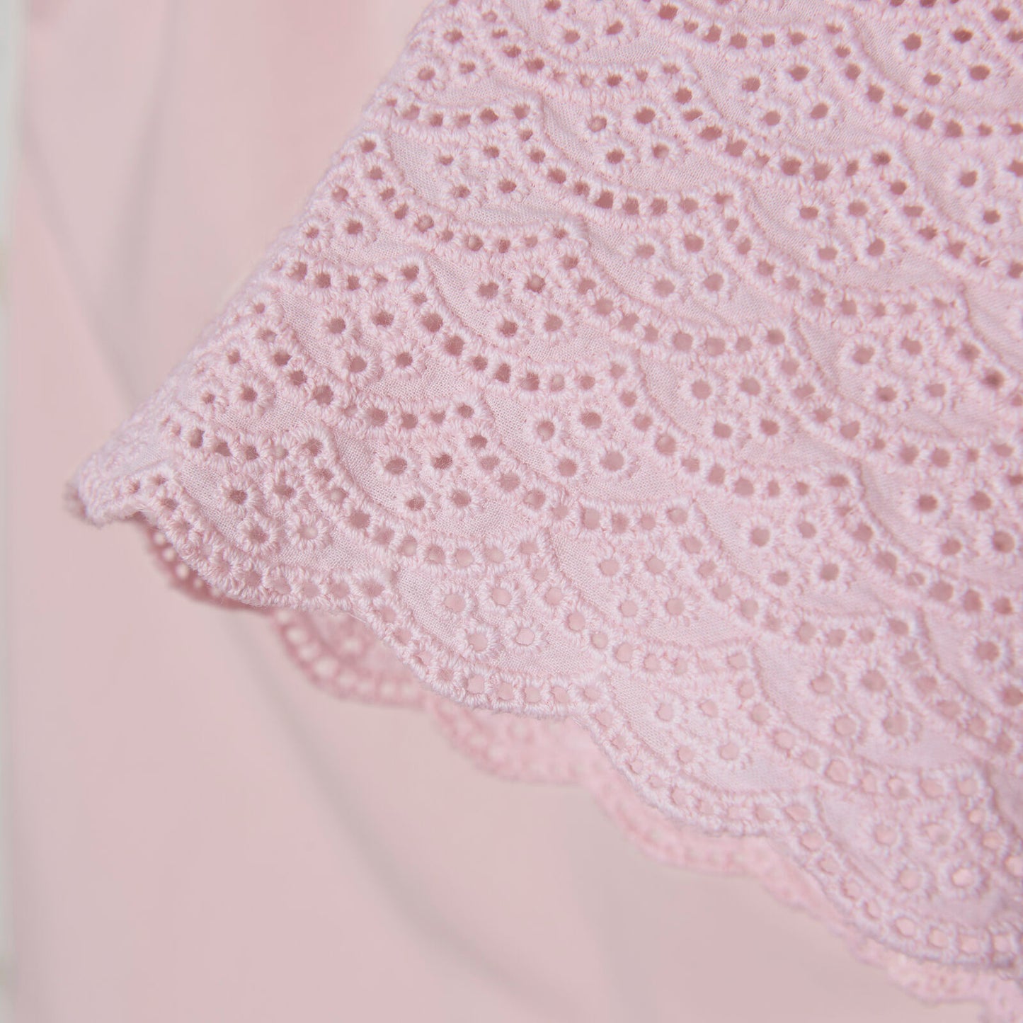 Creamie Shirt Rose Lotus